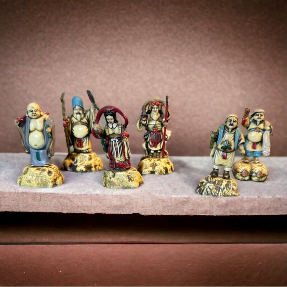 SET OF 7 VINTAGE JAPANESE GODS OF FORTUNE DEITIES FIGURINES - Picture 3 of 12